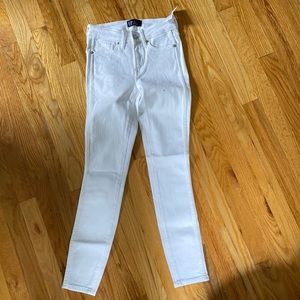 white gap jeggings, size 00